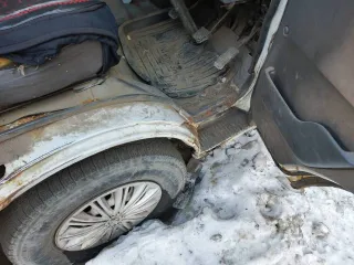 Mazda Bongo, 2001 года, 76 л.с., 350 000 км, полный привод; Mazda Bongo Friedee, 2001 г.в., идентификационный № отсутствует, № кузова SK22M-200704, модель, № двигателя R2 833978, мощность двигателя 76 л.с., объем двигателя 2184 куб.см, тип дизель, гос.рег.знак Р 449 УВ 38, ПТС 25 ТС 038266