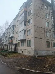 Доля квартиры 42.4 кв.м, г.Архангельск, Архангельская область 313/400 доли помещения, площадь 42.4 кв.м., назначение: жилое, этаж: 01, адрес (местонахождение): Россия, Архангельская область, городской округ город Архангельск, город Архангельск, улица Тимме Я., дом 19 корпус 4, квартира 33…