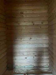 Объекты незавершенного строительства и земельный участок площадью 4999 кв.м. в Калужской области.