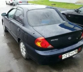 Kia Spectra
марка, модель: КИА SPECTRA 
год изготовления: 2007 
Объём: 1594 куб.см.
Мощность: 102 л.с.
Цвет: темно-синий
Тип ТС: легковые автомобили седан
номер кузова: XWKFB227270055695
ПТС: 51 ОН 109376. 
ГРЗ Т918ер51
Тех. состояние: автомобиль на ходу, внешних дефектов не имеет. 
В…