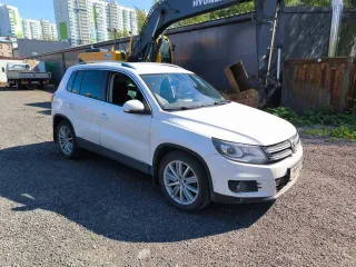 Volkswagen Tiguan 2013 VIN XW8ZZZ5NZEG106967 , Ленинградская область