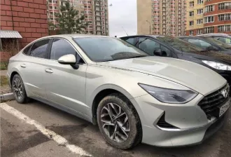 Транспортное средство HYUNDAI SONATA, год выпуска 2022, VIN MXHL3416BNK190698, регистрационный знак O321PK196. Находится в залоге ПАО Банк  Финансовая  Корпорация Открытие .