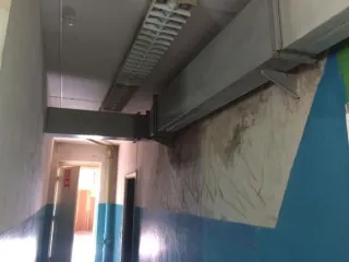 Нежилое здание 1200.4 м², Тверская область. Двухэтажное кирпичное нежилое здание с земельным участком. Год ввода в эксплуатацию: 1989. Количество подземных этажей: 0. Вид ограничений и обременений: Нет. Общая площадь: 1200.4 м². Материалы наружных стен здания: Кирпич. Кадастровая стоимость…