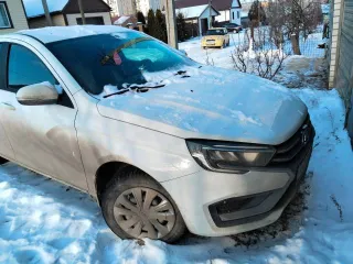 Lada Vesta, 2023 года, 90 лс, 24 100 км. Автомобиль LADA VESTA, государственный номер М621УК134, VIN XTAGFL110R0729794, совместно нажитое имущество. Право собственности в регистрационном органе закреплено за супругом должника. Находится в удовлетворительном состоянии, частично разукомплектован.