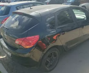 Сведения о предмете торгов автомобиль автомобиль Opel P j Astra хэтчбэк, цвет черный металлик, 2012 года выпуска Организатор торгов не является специалистом по диагностике автомобиля. Техническая диагностика автомобиля не проводилась. У автомобиля могут иметься скрытые дефекты, гарантия на…