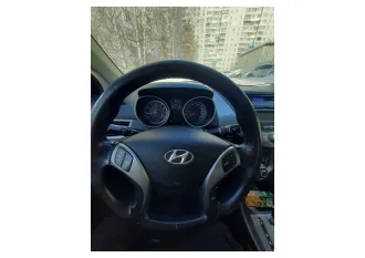 Hyundai Elantra, 2013. Автомобиль марки HYUNDAI Elantra, 2013 года выпуска, идентификационный номер (VIN) KMHDG41CBDU877994. Ознакомление с имуществом: можно ознакомиться по месту его нахождения: г. Излучинск ул Таежная,2 , предварительно согласовав время с Финансовым управляющим по тел…