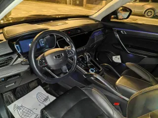 Geely Atlas Pro, 2022 года, 177 лс, 131505 км, АКПП, идентификационный номер (VIN) Y4K8722D8NB303813, черного цвета, объем: 1477 см³, мощность: 176 л.с.