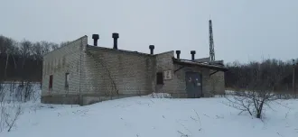 Земельный участок и нежилые помещения 233,2 кв.м Приморский край Земельный участок кадастровый номер 25:13:030209:1328 площадью 19822 кв.м категория земель: Земли населенных пунктов виды разрешенного использования: склады адрес местоположению: местоположение установлено относительно ориентира…