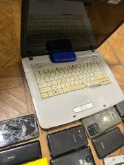 Ноутбуки разных марок, кассовый аппарат, мобильные телефоны разных марок 155к, электроинструмент 199к, цепочка из металла желтого цвета 224к, бензиновая пила неустановленной марки 280к, чемодан серо-зеленого цвета с элементами измерительных приборов, элементами питания, инструментами 117к, 353к…