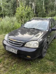Chevrolet Lacetti, 2009 года, 109 лс, 216684 км Легковой автомобиль, марка CHEVROLET KLAN, VIN XUUNF356J90022118, 2009 г.в. ВНИМАНИЕ!!! Автомобиль на ходу. Есть некоторые проблемы, из которых известны: - нужна замена радиатора (протекает антифриз), - иногда бывают плавающие обороты на холостом…