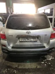 Toyota Highlander 2012, 273 л.с., полный привод, АКПП, VIN JТEES41A202209545, техническое состояние нерабочее, частично разукомплектован, залог ПАО "BystroBank" ИНН 1831002591, сведения о пробеге ориентировочные, т.к. автомобиль в нерабочем состоянии