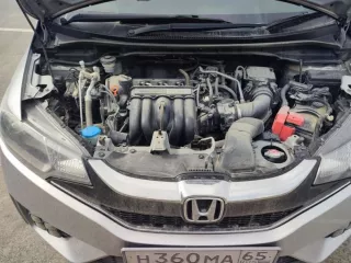Honda Fit
Год производства - 2016
Категория ТС - B
Расположение руля - правый руль
Тип двигателя - Бензиновый
Мощность двигателя - 101 л. с.
Объем двигателя - 1317 куб. см
Номер кузова GK4-1201783. 
В залоге у АО «Тинькофф Банк»