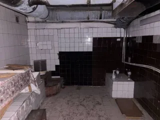 Помещение 355.4 кв.м в Санкт-Петербурге. Нежилое помещение общей площадью 355.4 кв.м, кадастровый номер 78:11:0006110:7396, адрес: Российская Федерация, Санкт-Петербург, проспект Индустриальный, д.27, литера А, помещение 46-Н. В нежилом помещении требуется ремонт, имеется задолженность по…