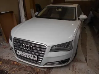 Audi A8 L 2012 года выпуска, VIN WAUZZZ4H8CN033611, государственный номер K 520 УК 716. Комплект установленных на транспортном средстве автошин марки Pirelli 235/50/19 Н103 Scorpion Ice Zero 2 XL в количестве 4 шт., автодисков марки Alutec W10 8.5*19 5/112 ЕТ32 66.5 RBFP в количестве 4 шт…