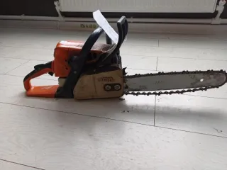 Бензопила Stihl MS-250 (1 шт.) в качестве годных остатков. Имущество не новое, имеет следы эксплуатации и внешних механических воздействий (физический износ 88,8%). Продается в том виде, в каком оно есть, возврату и обмену не подлежит. За скрытые дефекты ответственности не несем.