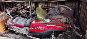 Yamaha Venom 2004 снегоход марки "YAMAHA VENOM" 2004 года выпуска, с номером рамы JYE8EY0054A001139, красного цвета без государственного регистрационного знака, (реализация как годные остатки в сборном виде).