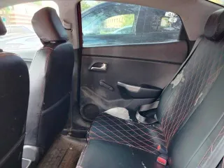 Toyota Camry 2018 года выпуска.