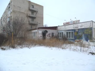 Нежилое здание - молочный павильон, площадью 372,3 кв. м., кадастровый номер: 74:08:4702024:464, адрес: Челябинская область, г. Карталы, пер. Дзержинского, д. 9г. Ознакомление с имуществом осуществляется по заявке по тел. 89048159915 или эл. адресу: chesaserg@@mail.ru.