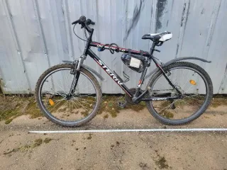 Велосипеды, самокаты, кресло-коляска, запчасти. Составной лот: велосипеды, самокаты, кресло-коляска, годные остатки отдельных узлов, деталей, агрегатов, материалов (в сборном виде) велосипедов. Подробный состав лота приведен в информационном сообщении. Состояние и недостатки имущества в…