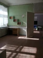 Имущественный комплекс: здание детского сада, назначение нежилое, кадастровый номер 61:52:0030003:894, площадью 892,6 кв.м, этажность 2, литер А, год ввода в эксплуатацию 1937; тепловая сеть протяженностью 9 п.м, литер 3-Л, год ввода в эксплуатацию 1937; водопроводная сеть протяженностью 34 п.м…