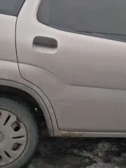 Suzuki Swift, 2003 г.в., кузов: HT515733471