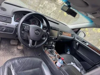 Volkswagen Touareg 2010 года, 240 л.с., 490595 км, полный привод, АКПП, VIN: XW8ZZZ7PZBG001004, дизельный двигатель.