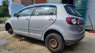 Volkswagen Golf Plus 2008 года, VIN: WVWZZZ1KZ9W834369, госномер С799ЕХ198, цвет серебристый, изготовитель Volkswagen AG (Германия). ПТС: 47 РК 846268, СТС: 99 58 541644. Автомобиль находится в залоге у АО "ТБанк". Местонахождение: Ленинградская область, Кировский район, Мгинское городское…