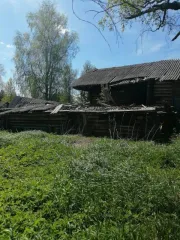 Земельный участок площадью 1200 кв.м с жилым домом 37.2 кв.м. Назначение участка: земли населенных пунктов. Адрес: Ярославская область, Любимский район, деревня Карганово, улица Школьная, дом 14/2. Кадастровый номер участка: 76:06:110601:67, дома: 76:06:110601:105. Границы земельного участка в ЕГРН…