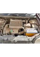 Hyundai Santa Fe 2008 года, VIN X7MSB81VP9M014485. Общее состояние: внешнее удовлетворительное, автомобиль на ходу, заводится исправно. Технические особенности: ходовая часть - требуется замена всех тормозных дисков (значительный износ), свист в левой задней ступице, неисправны все амортизаторы…