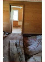 Дом 41,2 кв.м. и земельный участок 1309 кв.м. в Тверской обл. Дом площадью 41,2 кв.м., кадастровый номер 69:19:0080106:105, на земельном участке площадью 1309 кв.м., кадастровый номер 69:19:0080106:32. Адрес: Российская Федерация, Тверская область, Лихославльский, гпп Калашниково, ул. Советская, д…