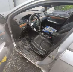 Автомобиль легковой ЛИФАН 214813, год изготовления: 2012 г.в., VIN: X9W214813C0032332, ПТС: 72 РМ 770322, государственный регистрационный номер: У334ЕХ72, цвет: Серебро Автомобиль легковой ЛИФАН 214813, год изготовления: 2012 г.в., VIN: X9W214813C0032332, ПТС: 72 РМ 770322, государственный…