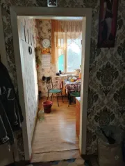 1/2 доли на квартиру в Бурятии еще 1/2 доля в праве на жилое помещение, площадь: 56,9кв.м., адрес  местонахождение : Российская Федерация, Республика Бурятия, м.р н Северо Байкальский, г.п. поселок Новый Уоян, пгт. Новый Уоян, ул. 70 лет Октября, д. 30, кв. 11, кадастровый номер: 03:17:090146:350