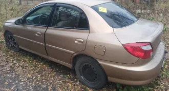 Легковой автомобиль Kia Rio, год изготовления: 2001, цвет: золотистый, VIN: KNADC123026100425, г/н: Х371КУ37, мощность двигателя, л. с.  кВт : 98  72 , рабочий объем двигателя, куб. см: 1493, разрешенная максимальная масса 1474 кг, масса без нагрузки 1018 кг Техническое состояние имущества:   кузов…