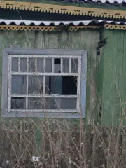 1/5 доли в жилом доме (кадастровый номер: 42:06:0101001:1839, площадь: 43,6 кв.м., местонахождение: Кемеровская область, Ленинск-Кузнецкий район, с. Красное, ул. Кирова, д.83) и 1/5 доли на земельный участок (кадастровый номер: 42:06:0101001:665, площадь: 1 576 кв.м., виды разрешенного…