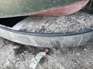 Казанка лодка типа «Казанка», 1 штука (шт).