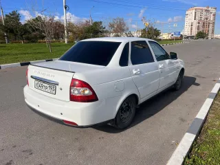 Лада Приора 2014 в рамках дела КАРИХ А.А. автомобиль; Легковой автомобиль, марка: ЛАДА ПРИОРА, модель: 217050, год изготовления: 2014, цвет: белый, VIN: XTA217050Е0477263, ПТС: 36 РМ 536251, г/н: У049ТР193, мощность двигателя, л. с. (кВт): 106, разрешенная максимальная масса 1570 кг, масса без…