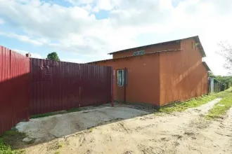 Дом и участок 91,6/641 м², Ярославль: жилое здание площадью 91,6 м², кадастровый номер 76:23:041002:508, и земельный участок площадью 641 м², кадастровый номер 76:23:041002:157, расположенные по адресу: Ярославская область, г. Ярославль, ул Гагарина (в районе №67а), СНТ "Нефтяник-1", д.304