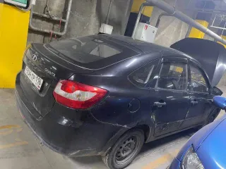 Lada Granta 2015 года, VIN XTA219110FY154815.