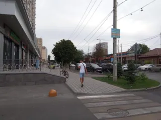 Квартира площадью 36,50 кв.м. Кадастровый номер 61:44:0032215:2136. Адрес: Ростовская область, г. Ростов-на-Дону, ул. Горсоветская, д. 49, стр. 1, кв. 575. Общая площадь: 36.5. Ограничения и обременения: залог, арест наложенный судебным приставом-исполнителем. Вид жилого помещения: квартира. Доля в…