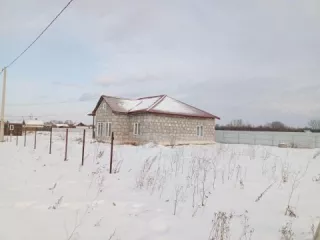 Объект: земельный участок Категория: земли сельскохозяйственного назначения; Площадь: 810 кв. м; Кадастровый номер: 24:04:0301008:998; Адрес: Красноярский край, Березовский район, 800 м. от д. Киндяково 
Объект: земельный участок Категория: земли сельскохозяйственного назначения; Площадь: 833 кв…