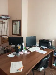 Объект аренды, площадь 11,8 кв. м., номер на поэтажном плане 3 этажа: 15,   адрес (местонахождение) объекта: Российская Федерация, Карачаево-Черкесская Республика, Хабезский район, а. Хабез, ул. У. Хабекова, д. 89 Косметический ремонт 
Кадастровый номер объекта недвижимости (здания, сооружения), в…