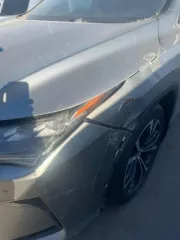 Lexus RX 300 2018 года, VIN JTJBAMCA702066497.