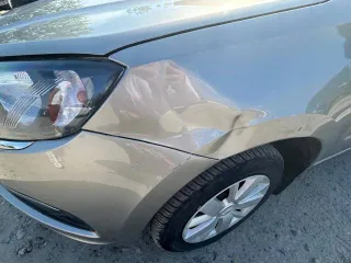 LADA Granta 2021, седан, серый, госномер Е525СВ186, VIN XTA219040N0822042, ЭПТС 1643 01040501477, СТС 99 44 703599. Вмятина возле левой передней фары.