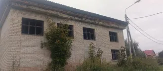 Нежилое здание 351 кв.м. с участком 1 061 кв.м., Можайский м.о. Продажа нежилого здания 351 кв.м. с земельным участком 1 061 кв.м. в Можайском м.о. Кадастровый номер: 50:18:0030423:569. Общая площадь: 1412. Количество этажей: 1, в том числе подземных 0.