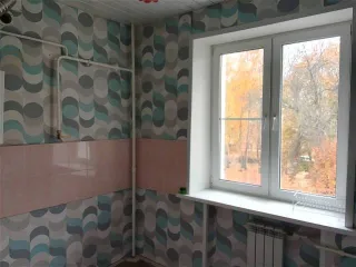 Квартира в Пензе, 48.9 кв.м. Назначение – жилое, общая площадь 48.9 м2, расположена по адресу: Пензенская область, Пенза, Ленинский район, улица Бакунина/Володарского, 27/76, кв. 31. Кадастровый номер: 58:29:4005001:562. В залоге у ПАО "Сбербанк России".