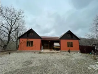 Жилой дом, площадью 166,1 кв. м., кадастровый номер 20:09:3400065:278, земельный участок (для ведения личного подсобного хозяйства), площадью 1000+/-22 кв.м., кадастровый номер 20:09:3400065:240. Жилой дом, площадью 166,1 кв. м., кадастровый номер 20:09:3400065:278, земельный участок (для ведения…