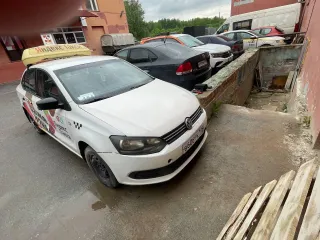Volkswagen Polo 2017, VIN XW8ZZZ61ZJG011759