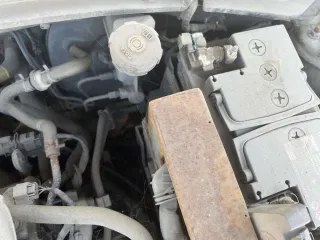 Kia K5, 2021 года выпуска, VIN: XWEG3414BN0012711. Имущество находится в залоге у ПАО СКБ Приморья «Примсоцбанк». Транспортное средство продавалось на торгах приставам год назад, пробег был 320000, за 850000 авто не было выкуплено ввиду отсутствия заявок. На данный момент авто не ездило 2 года…