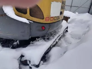 WACKER NEUSON 8003, 2015 Экскаватор WACKER NEUSON 8003, 2015 года еще Экскаватор WACKER NEUSON 8003, 2015 года еще экскаватор WACKER NEUSON 8003 VIN WNCE0605JPAL00710 2015 г.в. с неиспр. шпалоподбивочным блоком RF-System. Не поставлен на учет за должником, все регистрационные действия, вывоз…