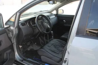 Nissan Tiida 2008 года, 110 л.с., АКПП. Автомобиль легковой Nissan Tiida 1.6, 2008 года выпуска, государственный регистрационный знак Е918ВМ154, VIN 3N1FCAC11UL445513.